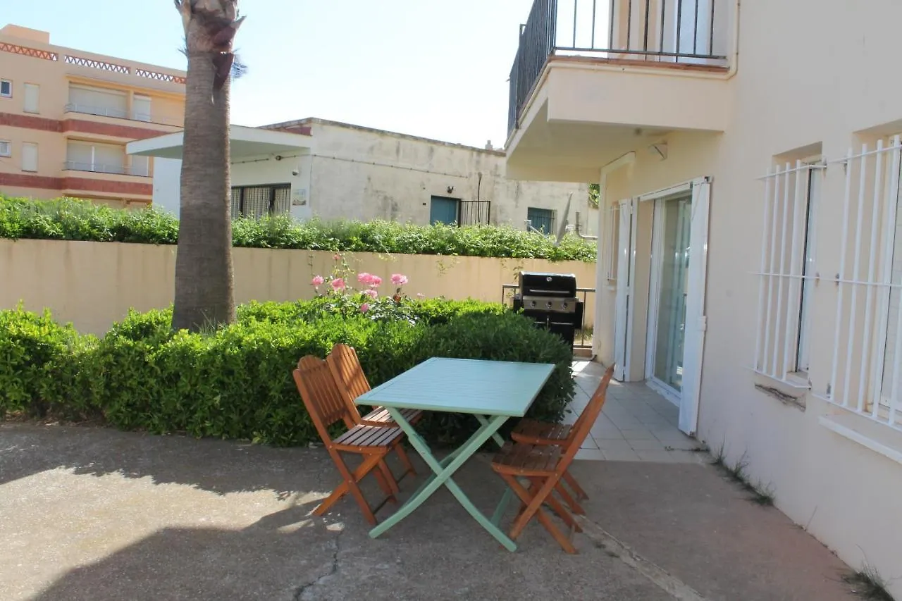 Sur Alf Apartement 200 Meter From The Beach L'Estartit Spanien